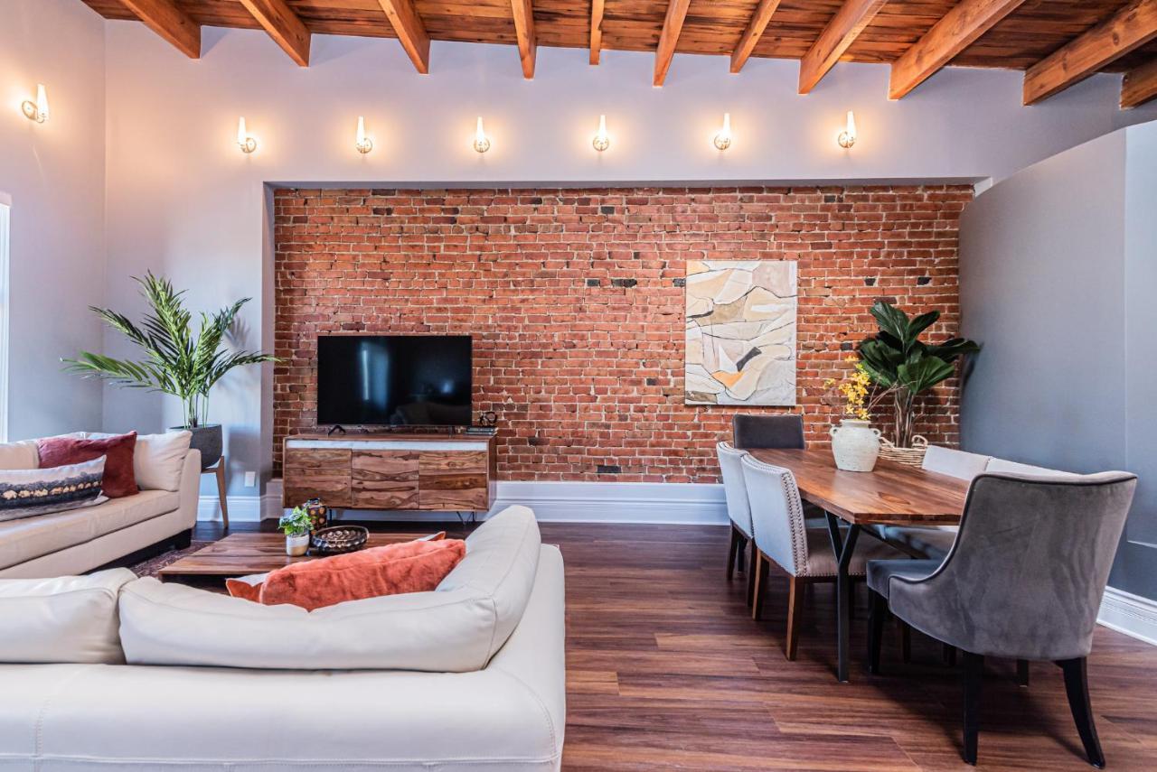 Family Friendly 3-Bedroom Beauty In Le Plateau By Denstays Montréal Exteriör bild